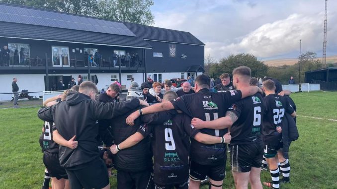 Cwmtrwch RFC staff and squad.