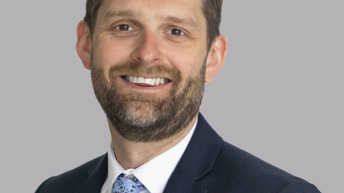 Headshot of Chris Heirene.
