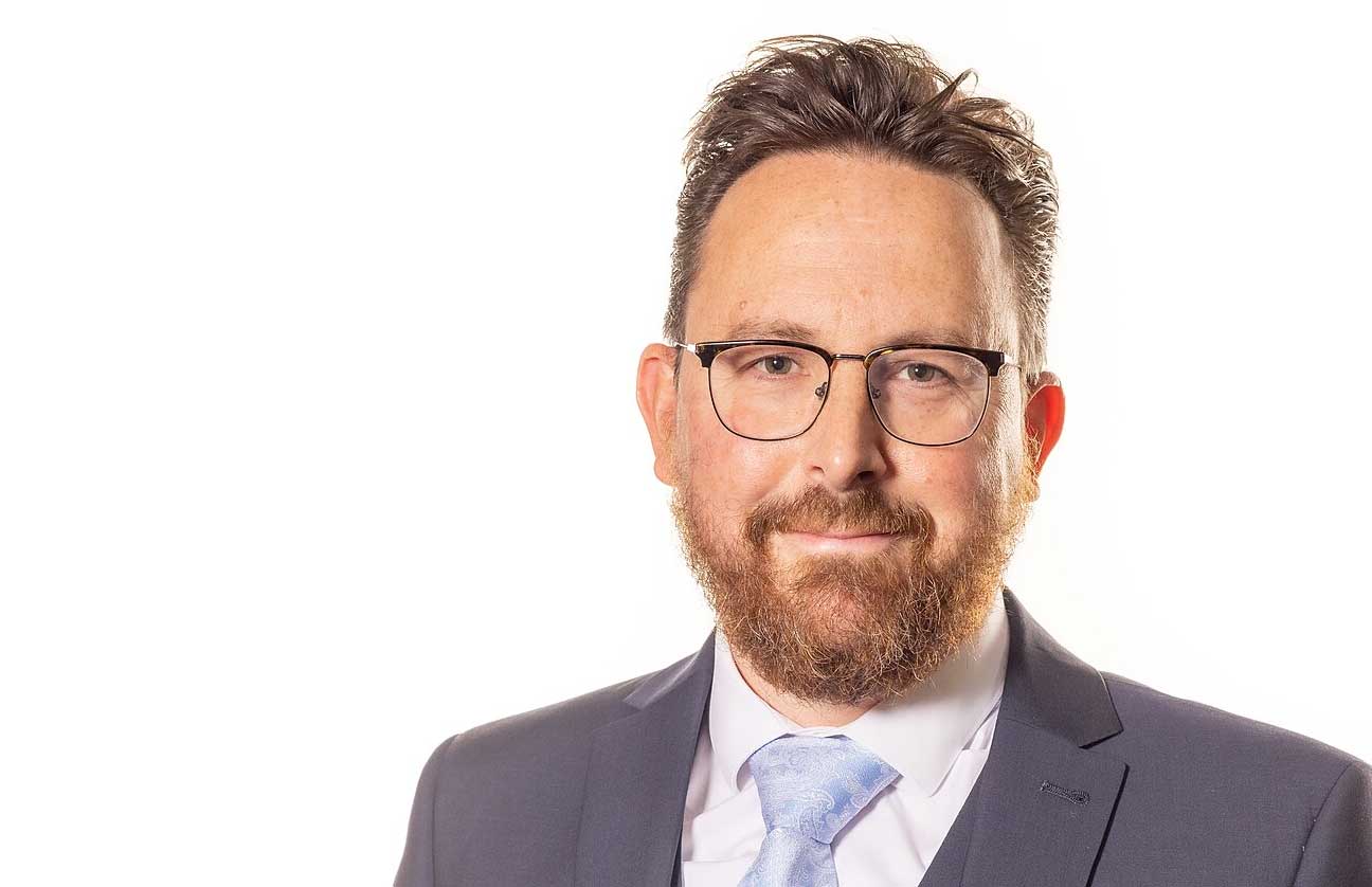 Tributes Pour In as Caerphilly MS Hefin David Dies Suddenly Cardiff ...